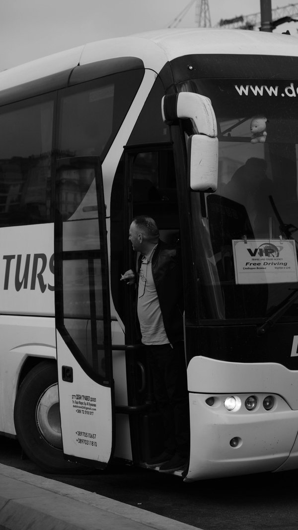 Location de bus avec chauffeur : optimisez vos déplacements à paris !